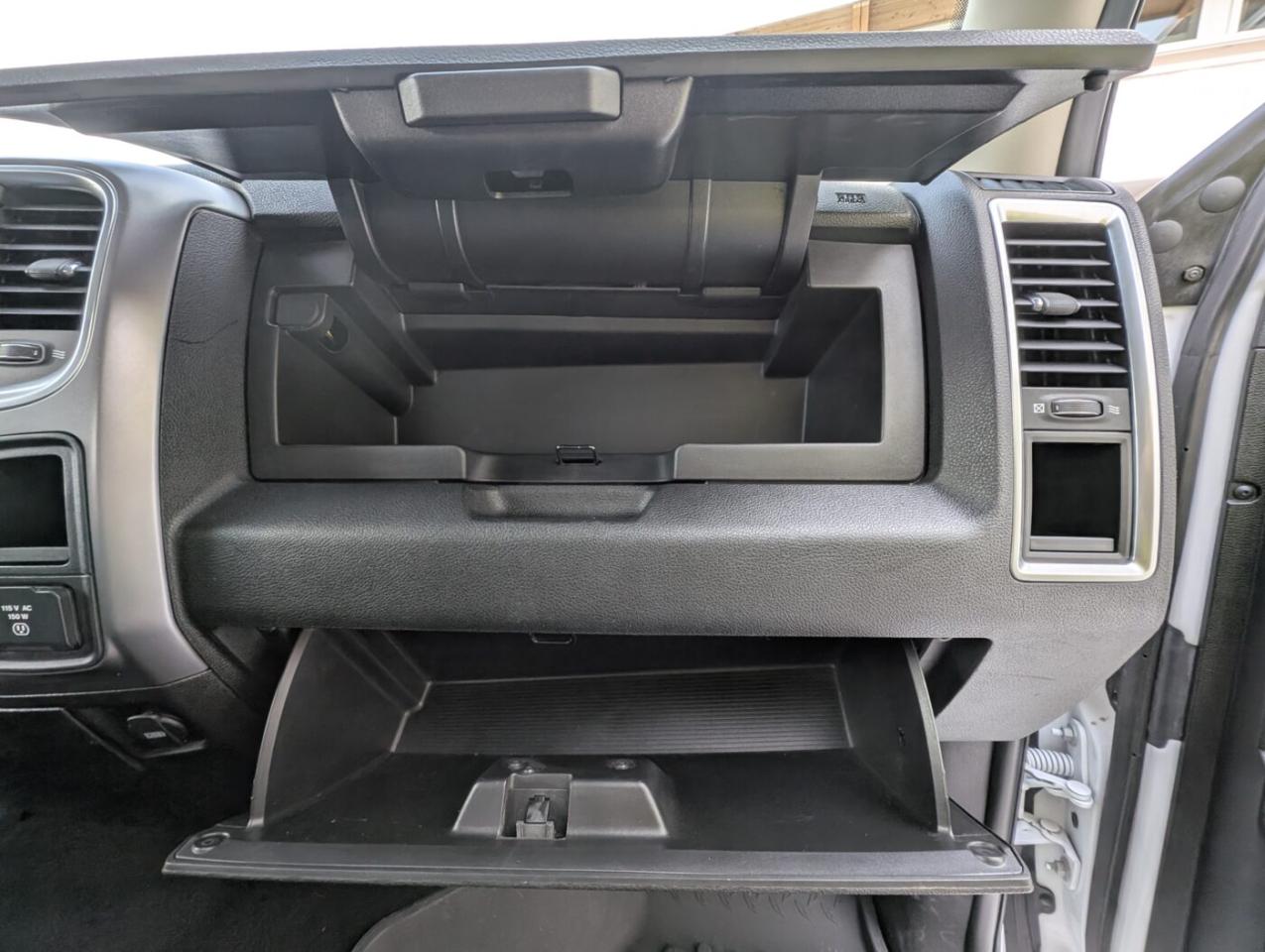 2021 RAM 1500 Classic SLT Photo