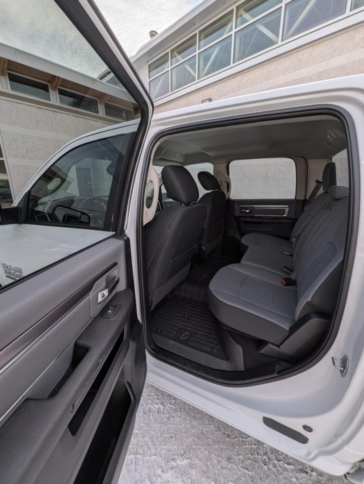 2021 RAM 1500 Classic SLT Photo