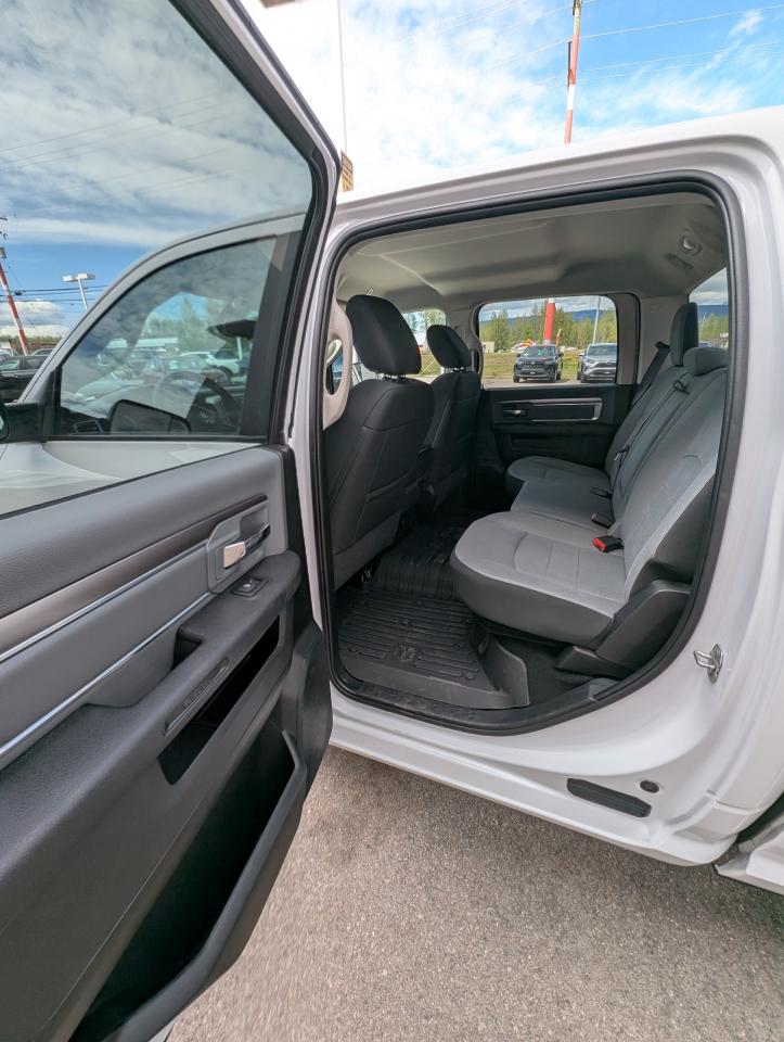 2021 RAM 1500 Classic SLT Photo