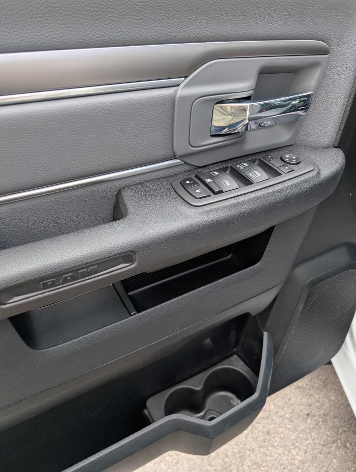 2021 RAM 1500 Classic SLT Photo