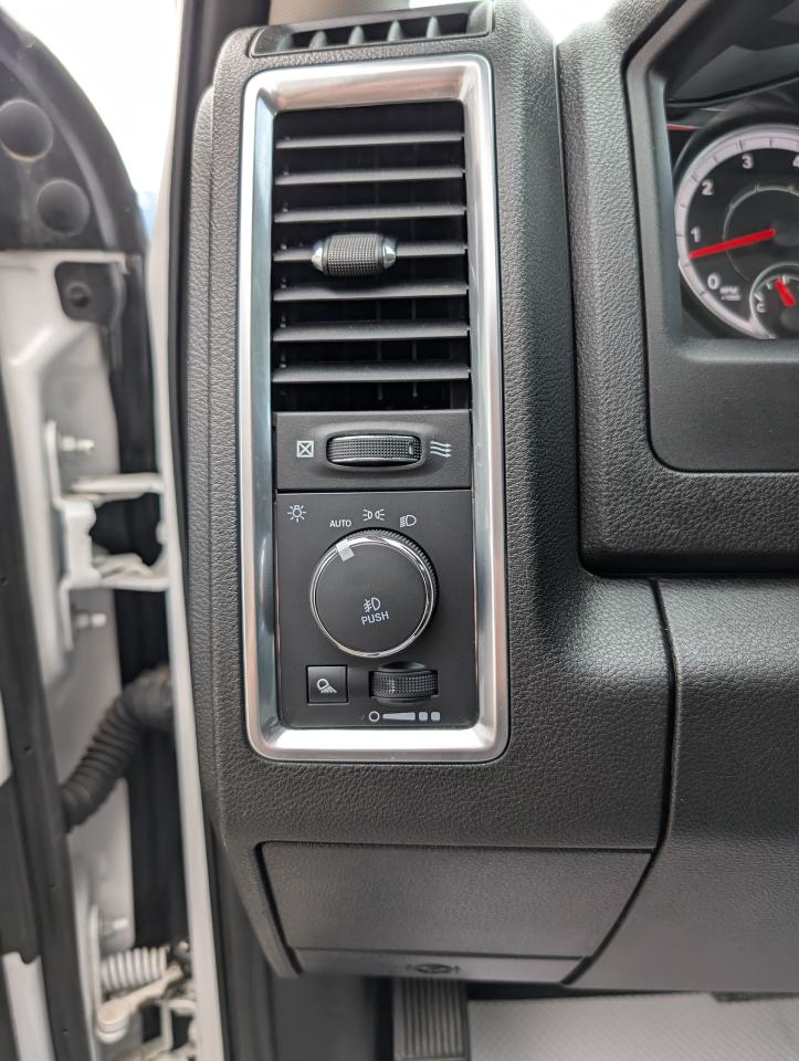 2021 RAM 1500 Classic SLT Photo