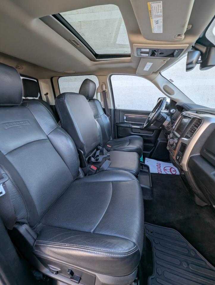 2016 RAM 3500 Laramie Photo