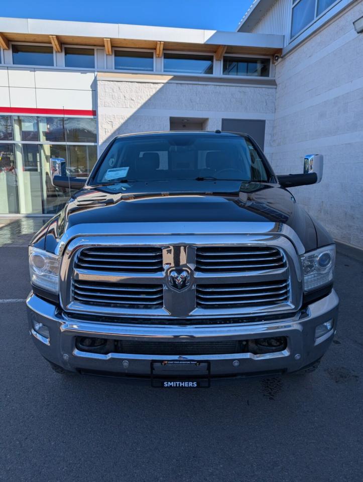 2016 RAM 3500 Laramie Photo1