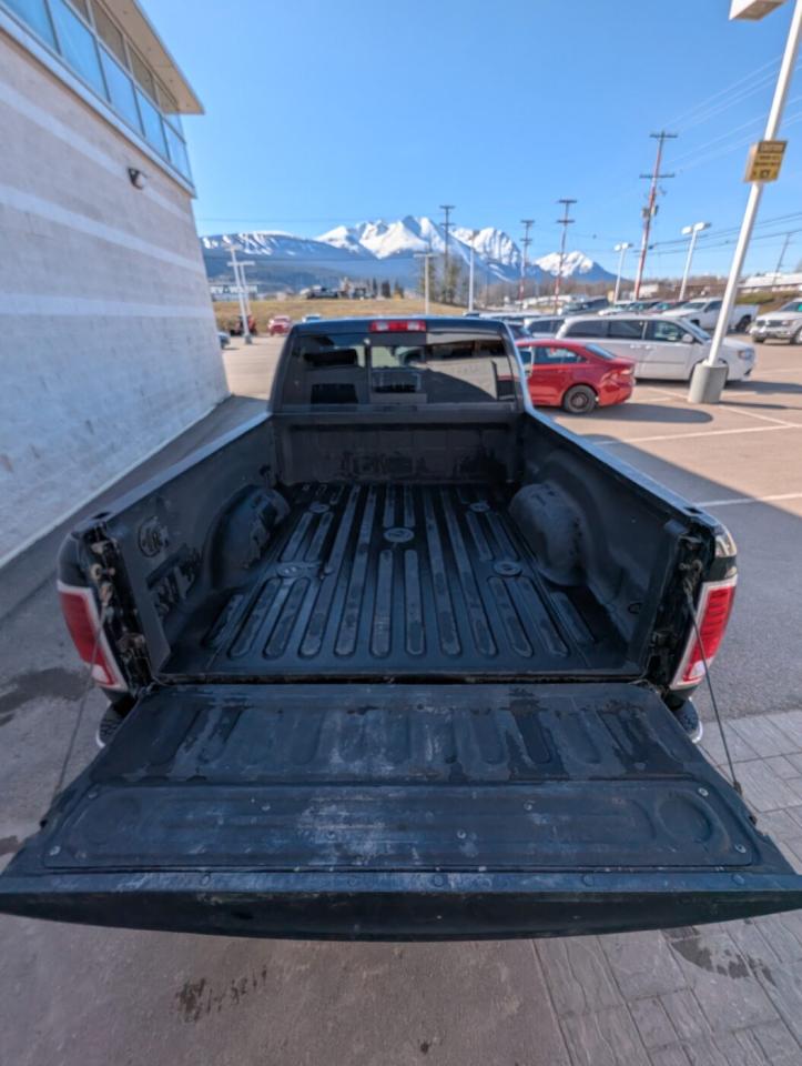 2016 RAM 3500 Laramie Photo