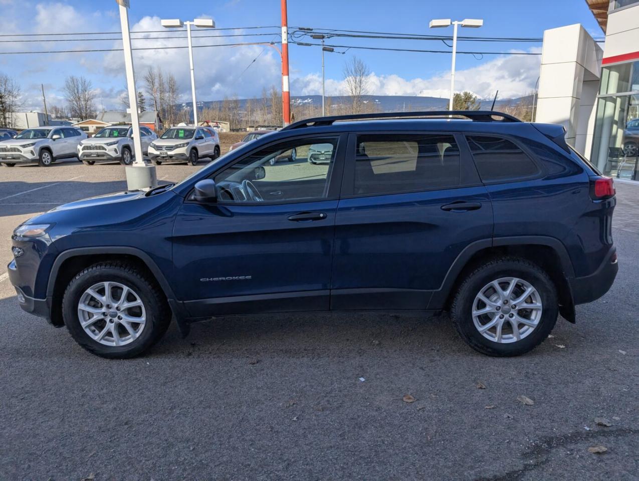 2018 Jeep Cherokee Sport Photo