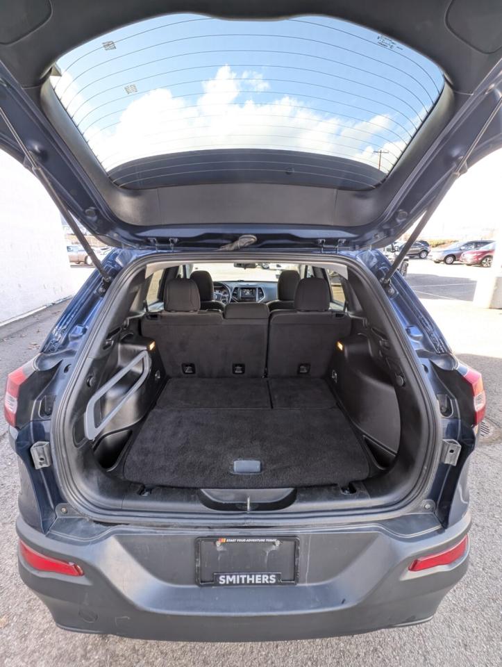 2018 Jeep Cherokee Sport Photo