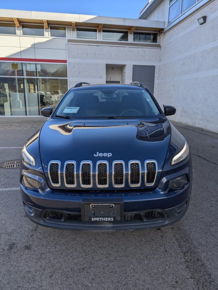 2018 Jeep Cherokee Sport Photo