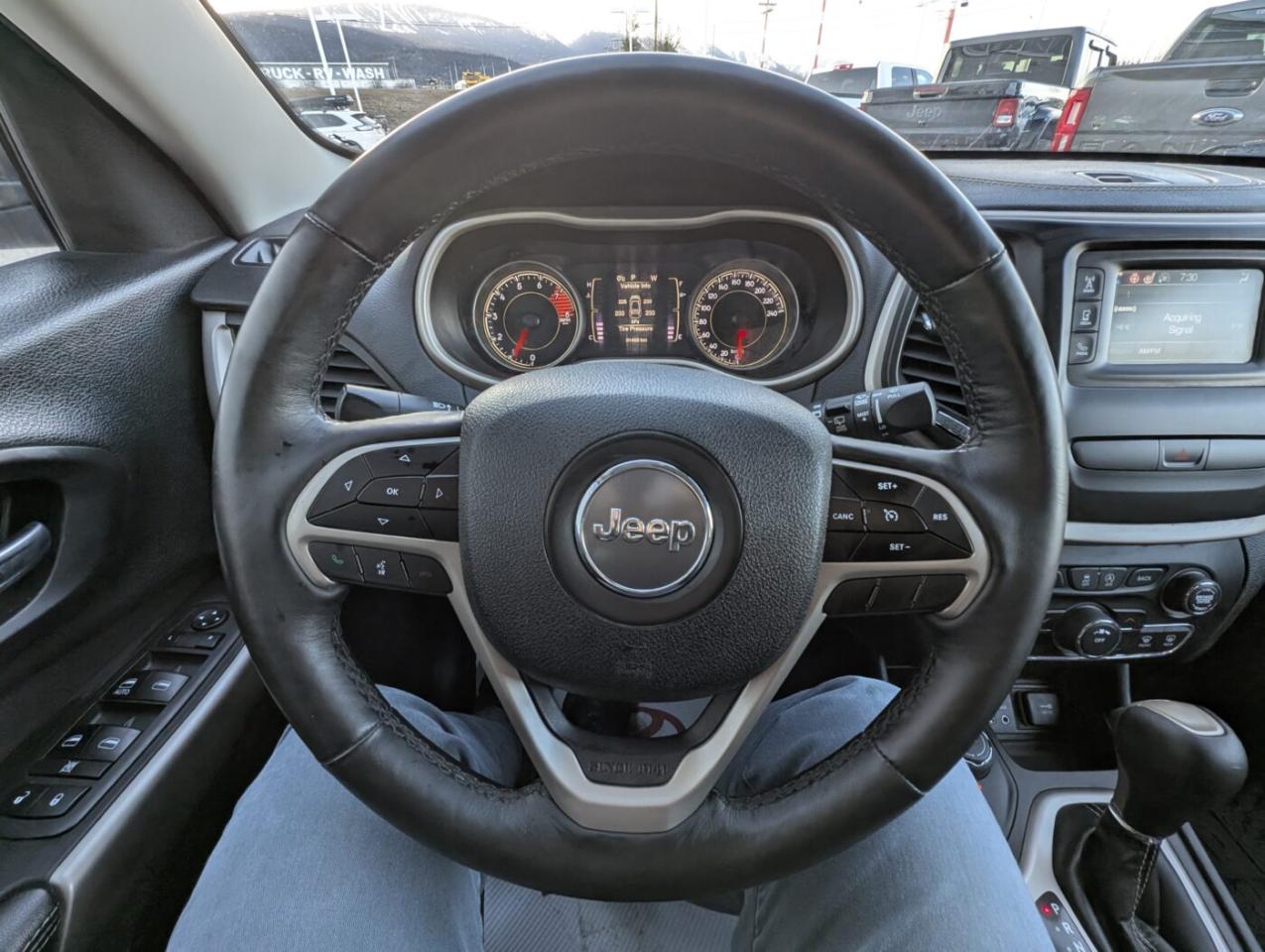 2018 Jeep Cherokee Sport Photo