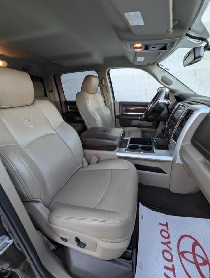 2012 RAM 3500 Laramie Photo