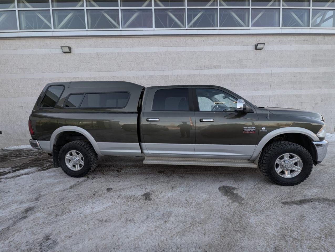 2012 RAM 3500 Laramie Photo