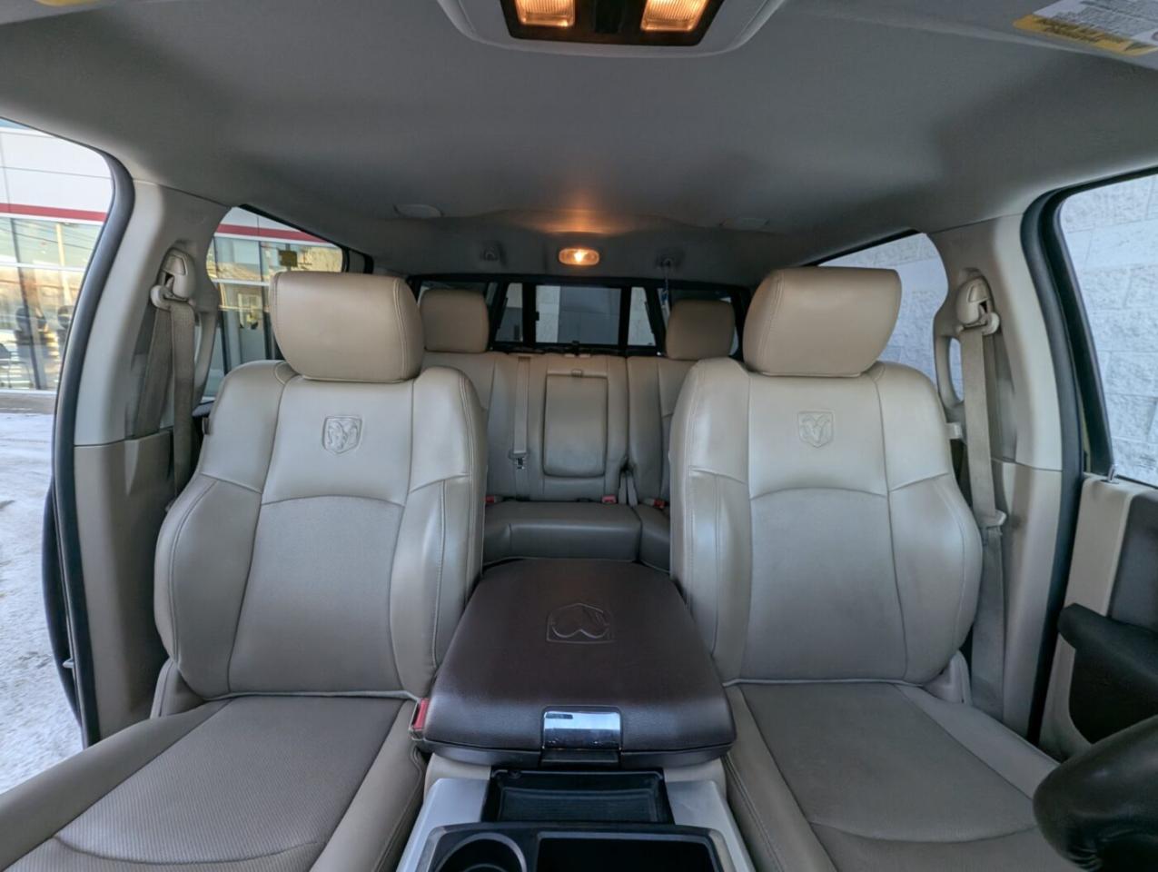 2012 RAM 3500 Laramie Photo