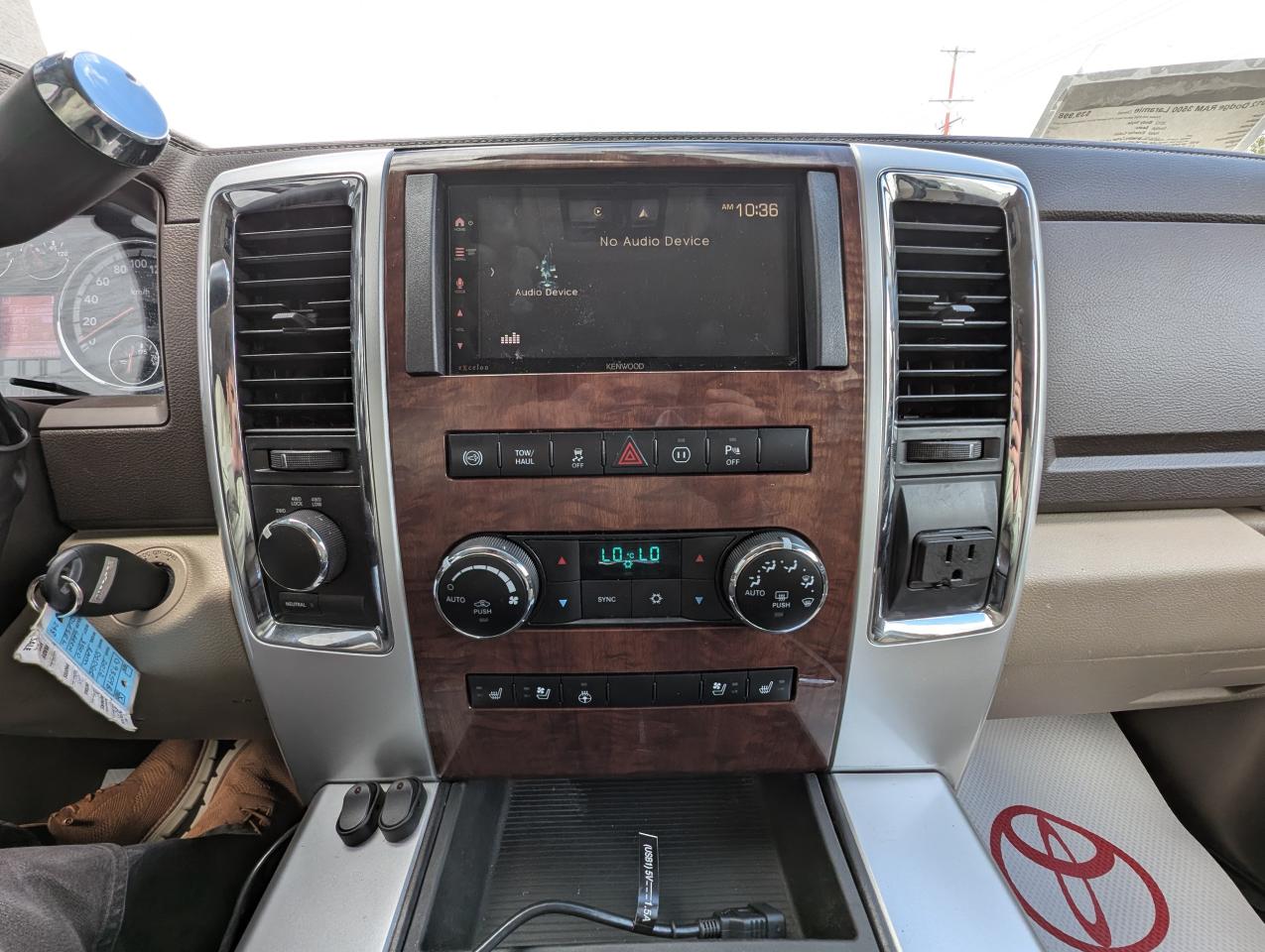 2012 RAM 3500 Laramie Photo