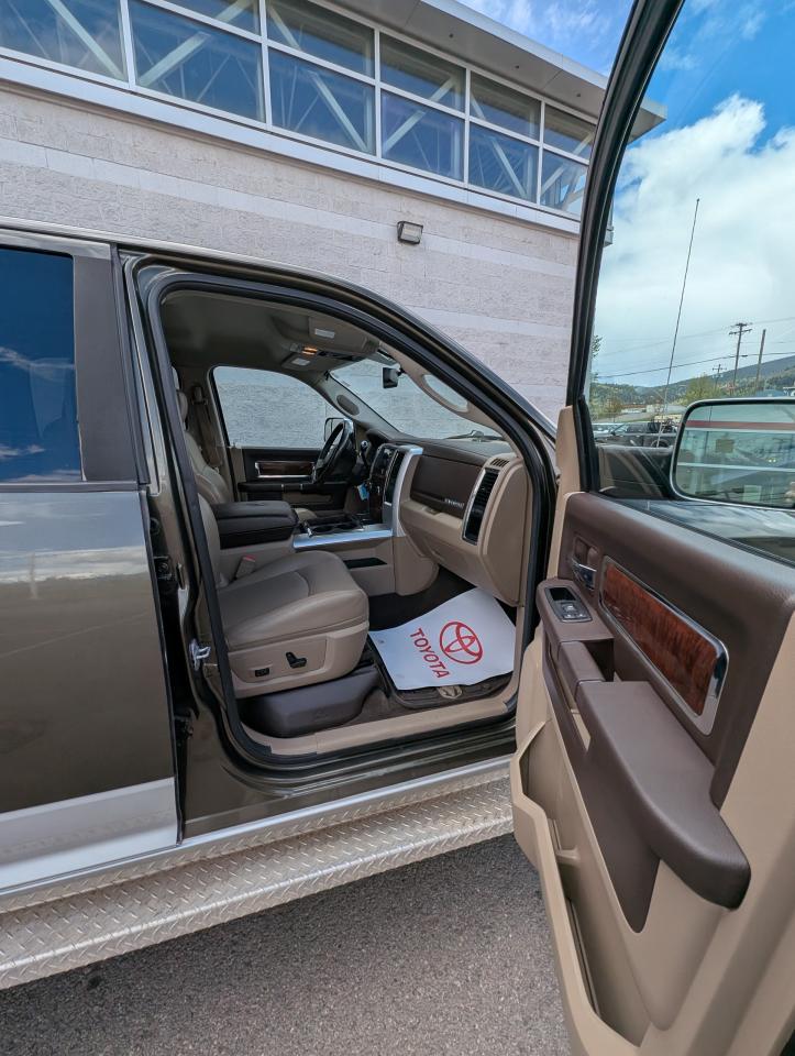 2012 RAM 3500 Laramie Photo