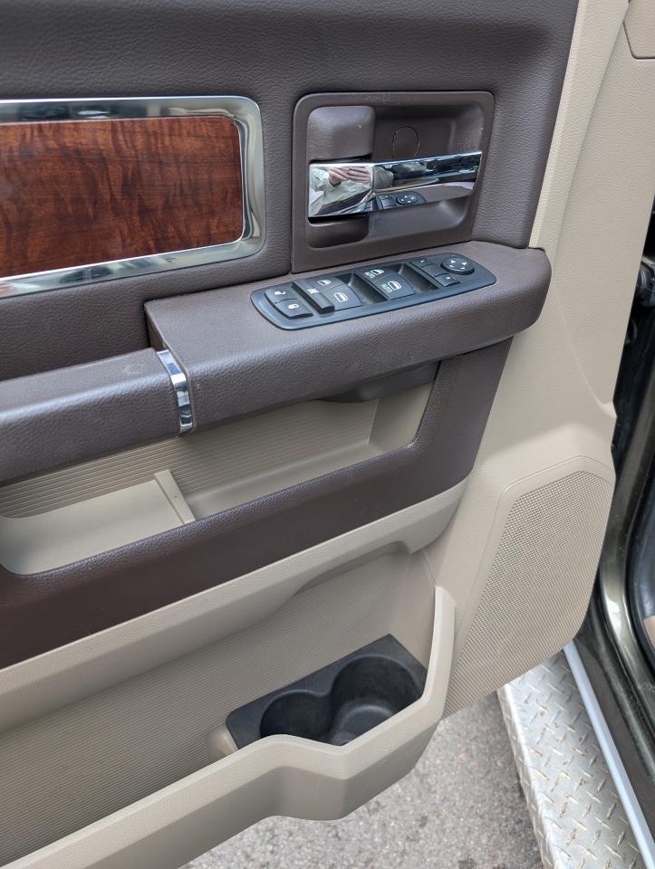 2012 RAM 3500 Laramie Photo