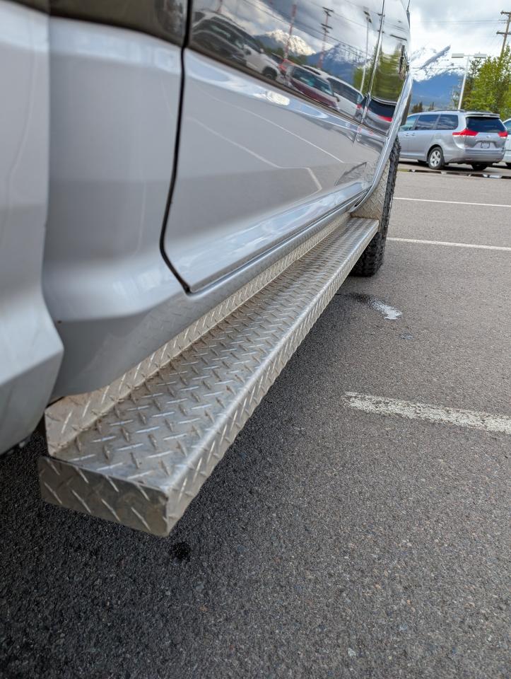 2012 RAM 3500 Laramie Photo