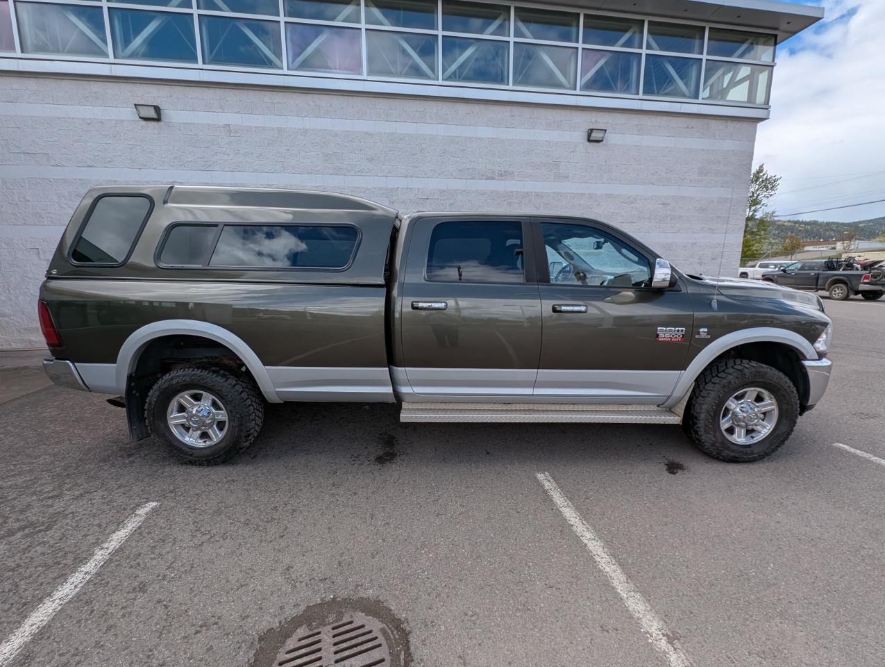 2012 RAM 3500 Laramie Photo