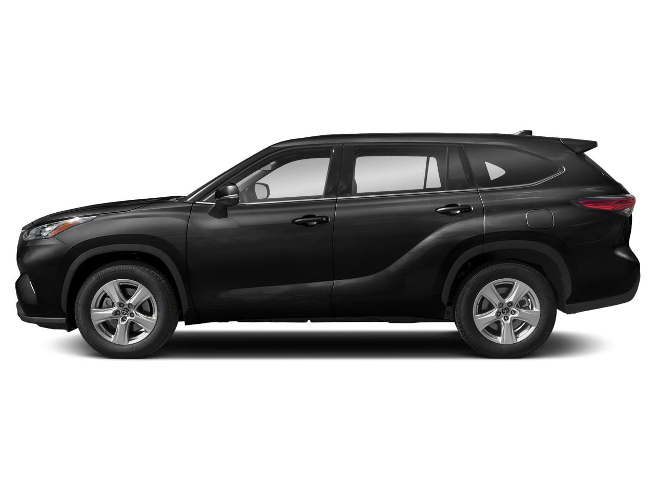 2022 Toyota Highlander LE Photo2