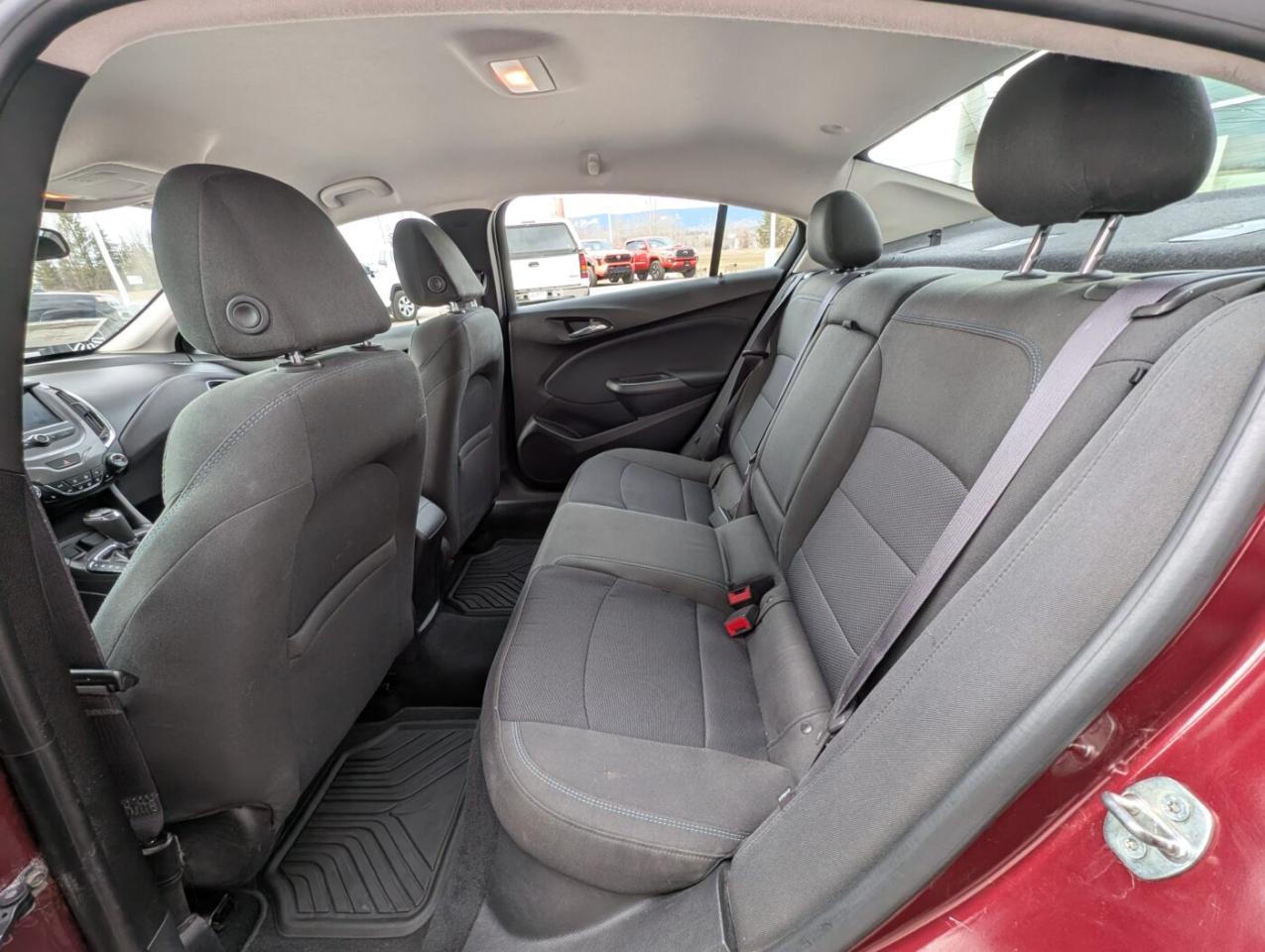 2016 Chevrolet Cruze LT Photo