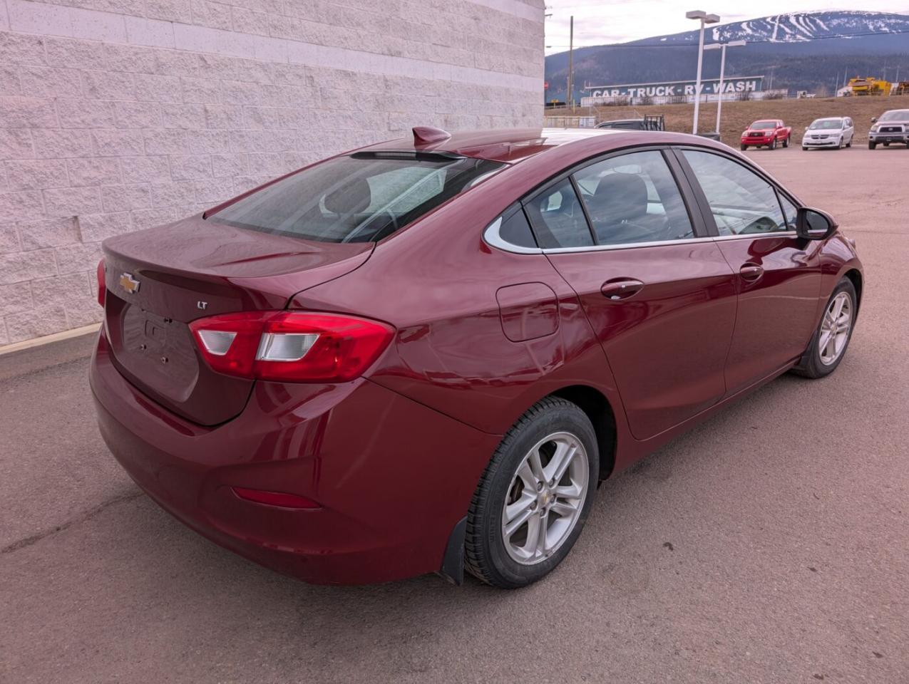 2016 Chevrolet Cruze LT Photo