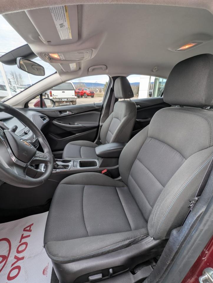 2016 Chevrolet Cruze LT Photo