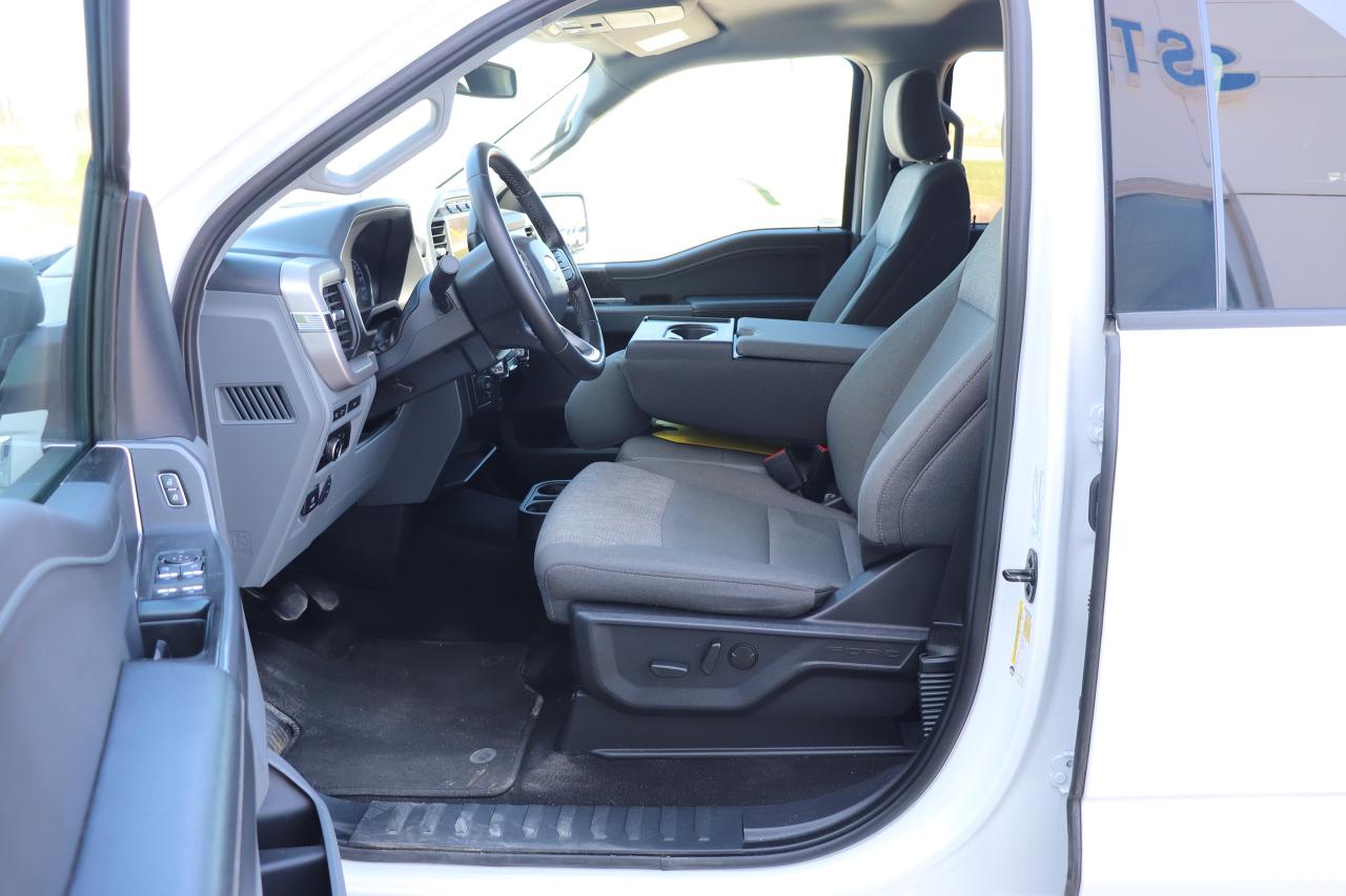2023 Ford F-150 XLT 4WD SuperCrew 5.5' Box Photo5