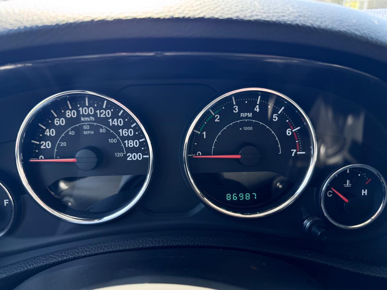 1745601284