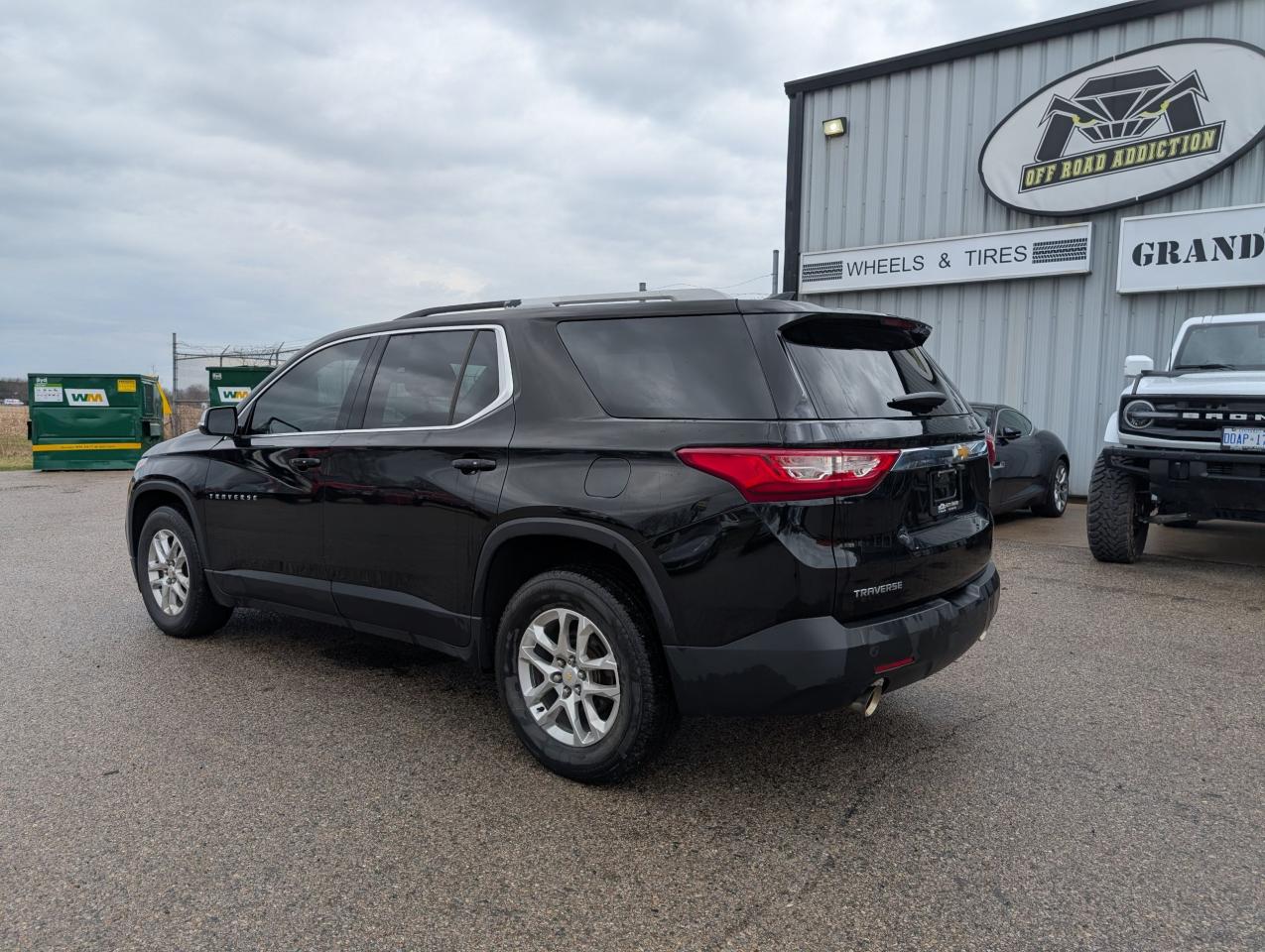2018 Chevrolet Traverse  - Photo #3