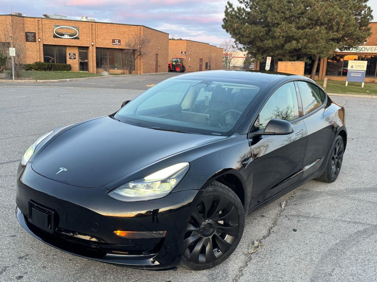 2022 Tesla Model 3 Standard Range - Photo #1