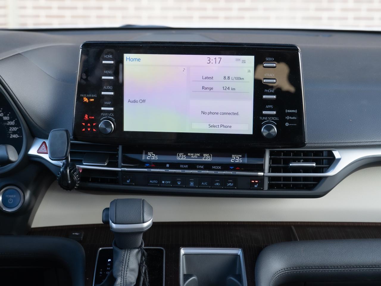 2024 Toyota Sienna XLE - Photo #15
