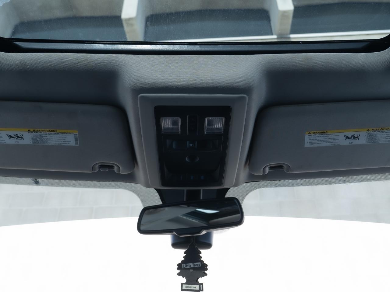2017 RAM 3500 Laramie - Photo #12