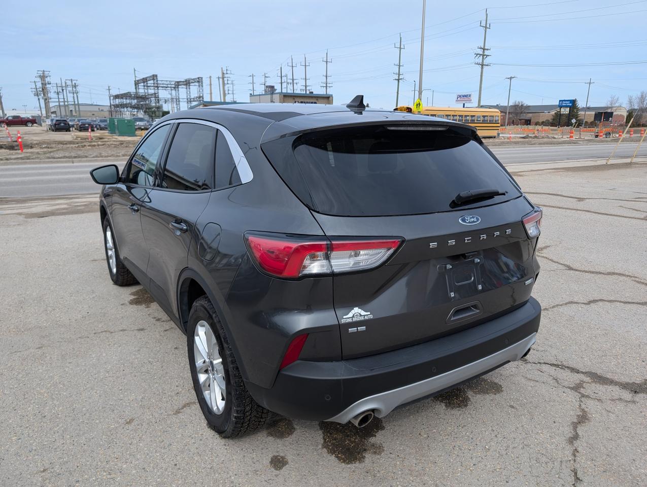 2020 Ford Escape SE | Adaptive Cruise | No Collisions | Carplay - Photo #5