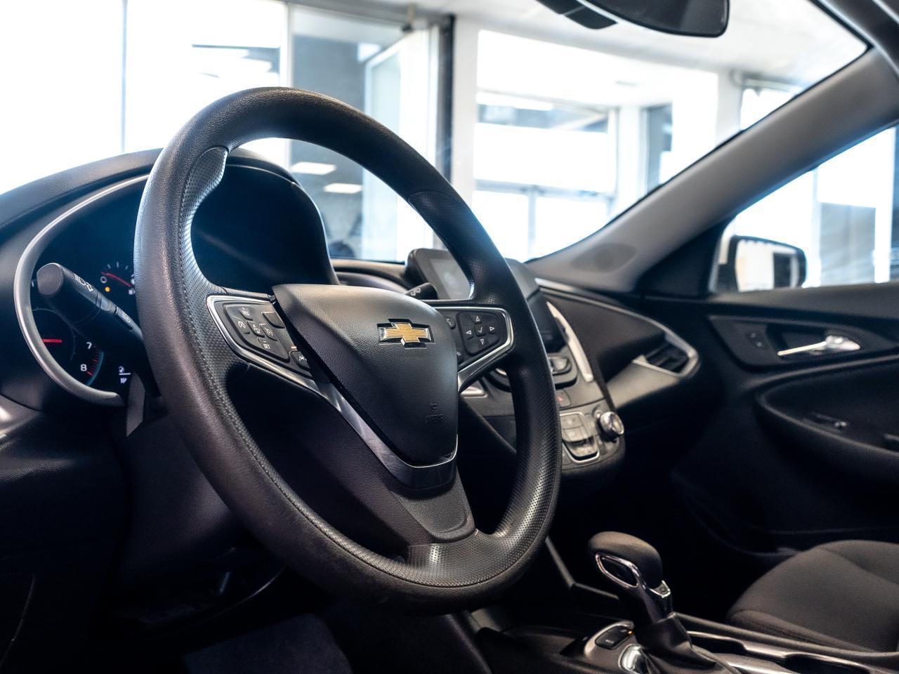 2024 Chevrolet Malibu LS - Photo #8