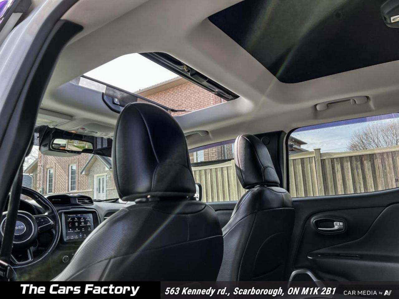 2018 Jeep Renegade Limited 4WD Leather MySky Roof CarPlay - Mint! - Photo #21