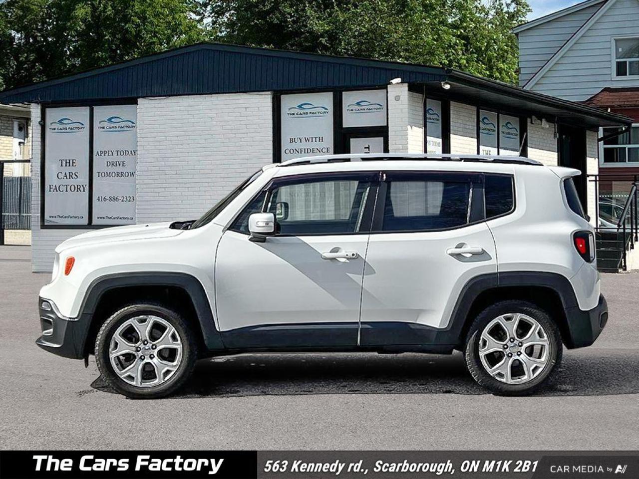 2018 Jeep Renegade Limited 4WD Leather MySky Roof CarPlay - Mint! - Photo #3