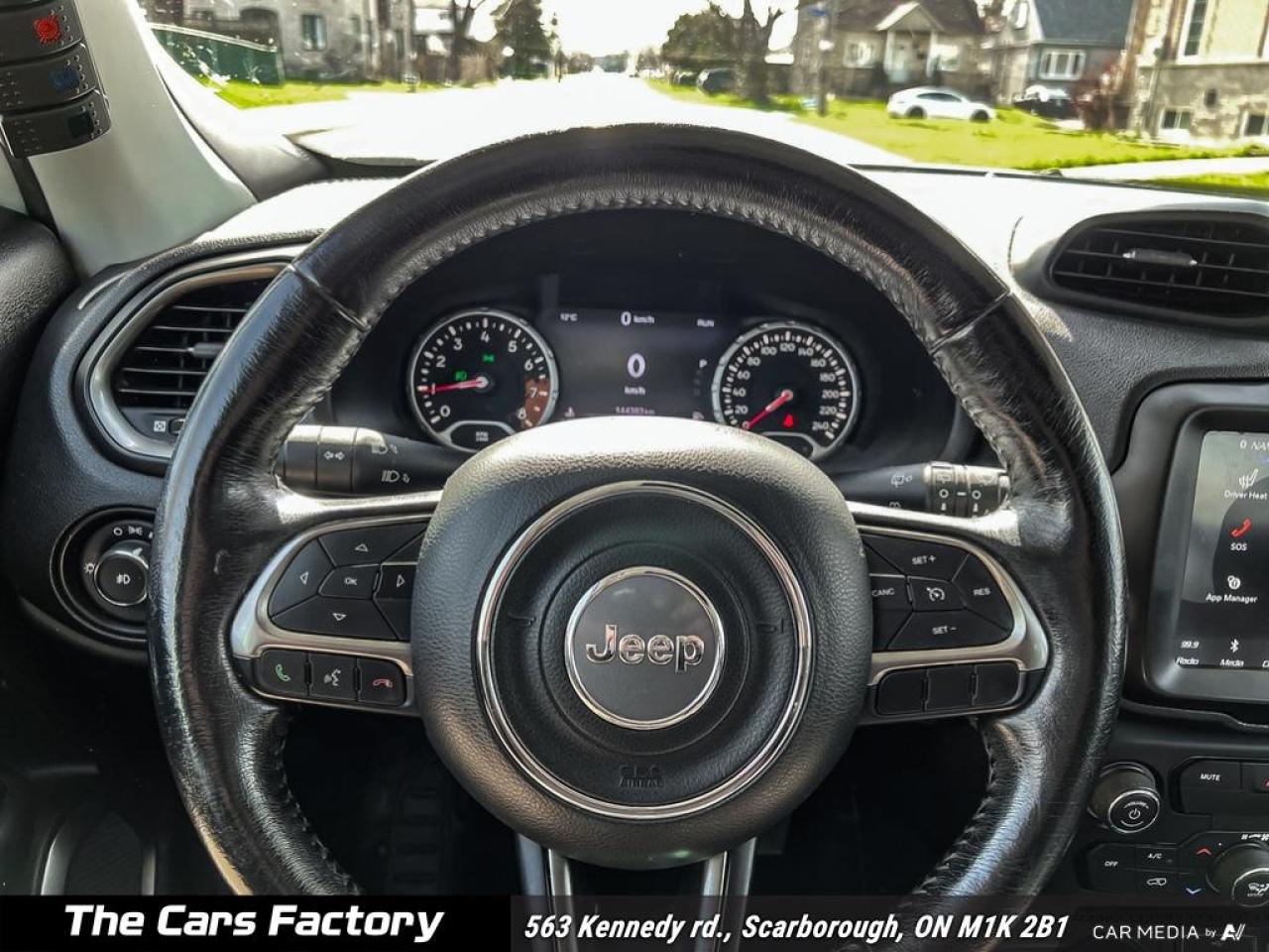 2018 Jeep Renegade Limited 4WD Leather MySky Roof CarPlay - Mint! - Photo #13