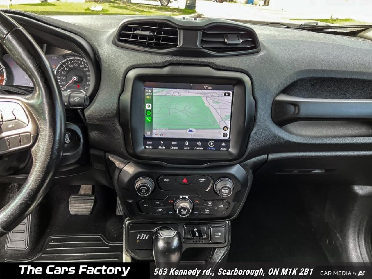 2018 Jeep Renegade Limited 4WD Leather MySky Roof CarPlay - Mint! - Photo #18