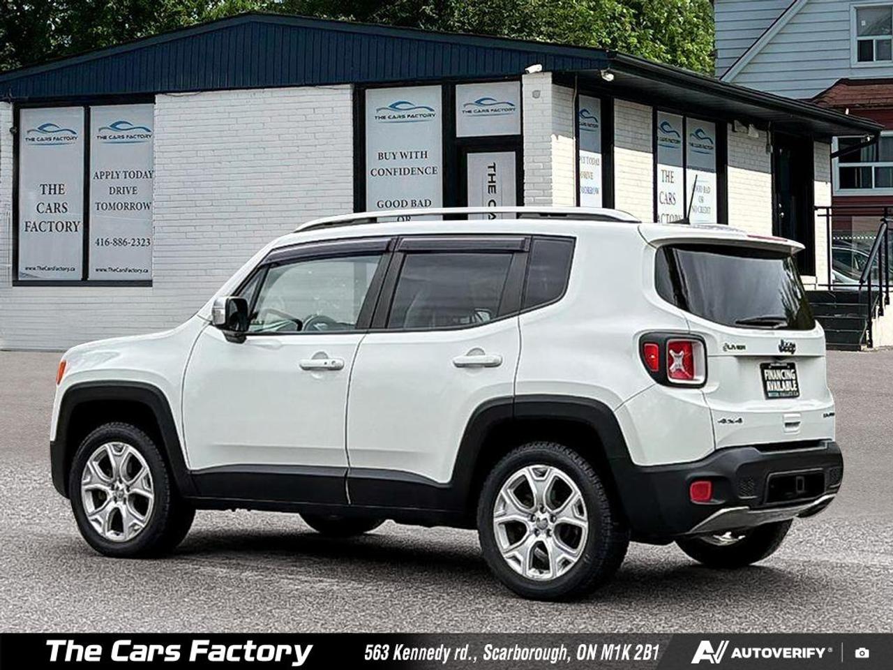 2018 Jeep Renegade Limited 4WD Leather MySky Roof CarPlay - Mint! Photo