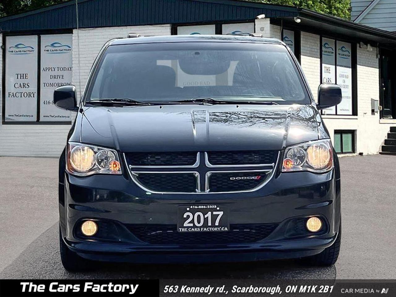 2017 Dodge Grand Caravan SXT Premium Plus Only 098, 504KM - Photo #2