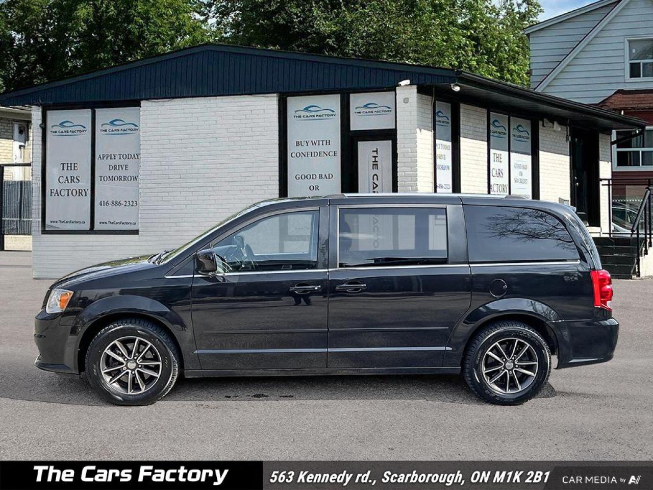 2017 Dodge Grand Caravan SXT Premium Plus Only 098, 504KM - Photo #3