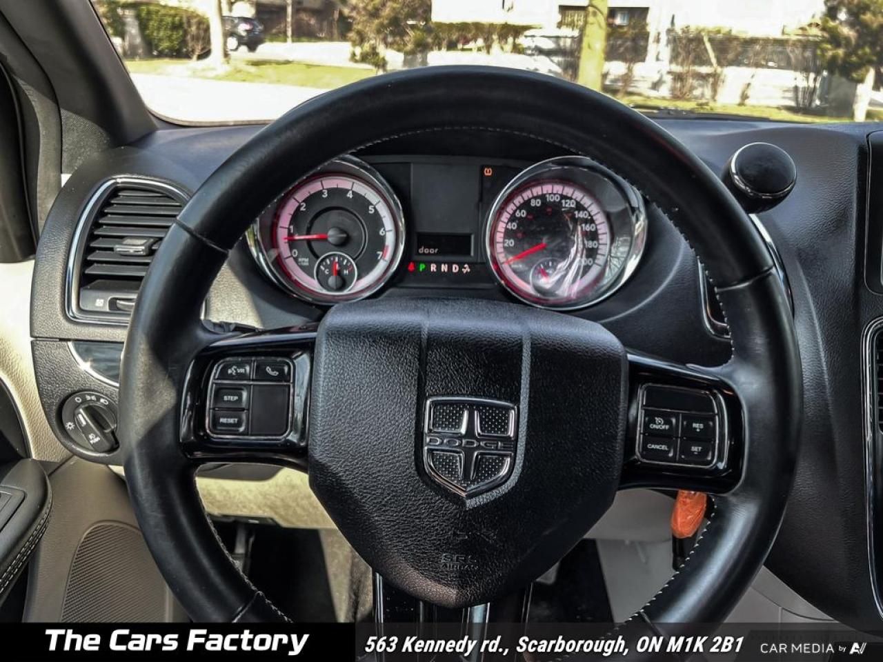 2017 Dodge Grand Caravan SXT Premium Plus Only 098, 504KM - Photo #12