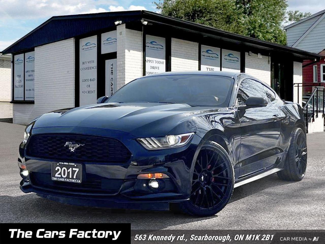 2017 Ford Mustang Fastback EcoBoost Premium Leather - Apple CarPlay!
