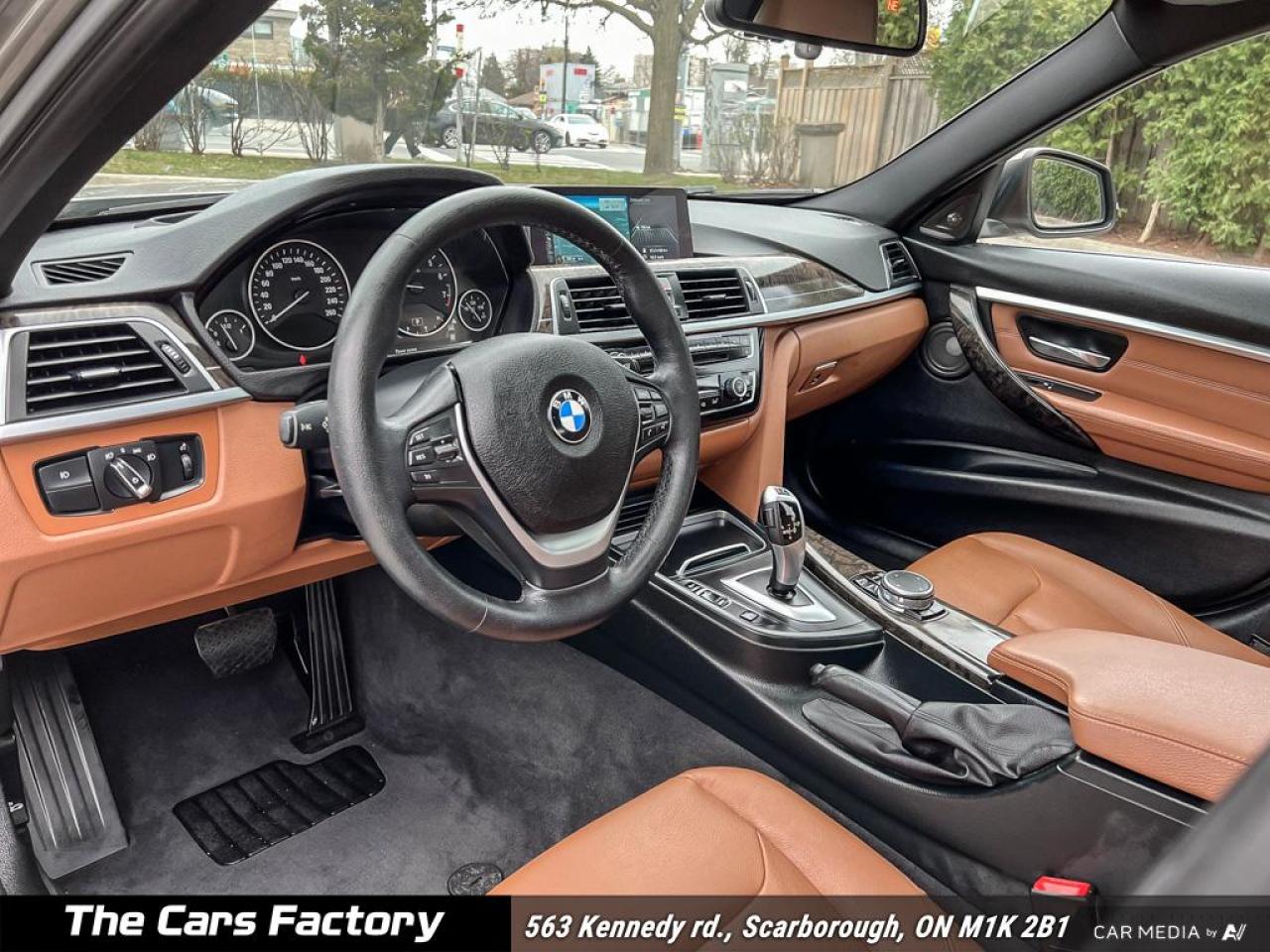 2016 BMW 3 Series 328i xDrive 063,669 KM | Heads-Up Display | Camera - Photo #11