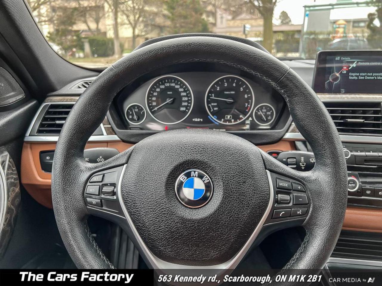 2016 BMW 3 Series 328i xDrive 063,669 KM | Heads-Up Display | Camera - Photo #12