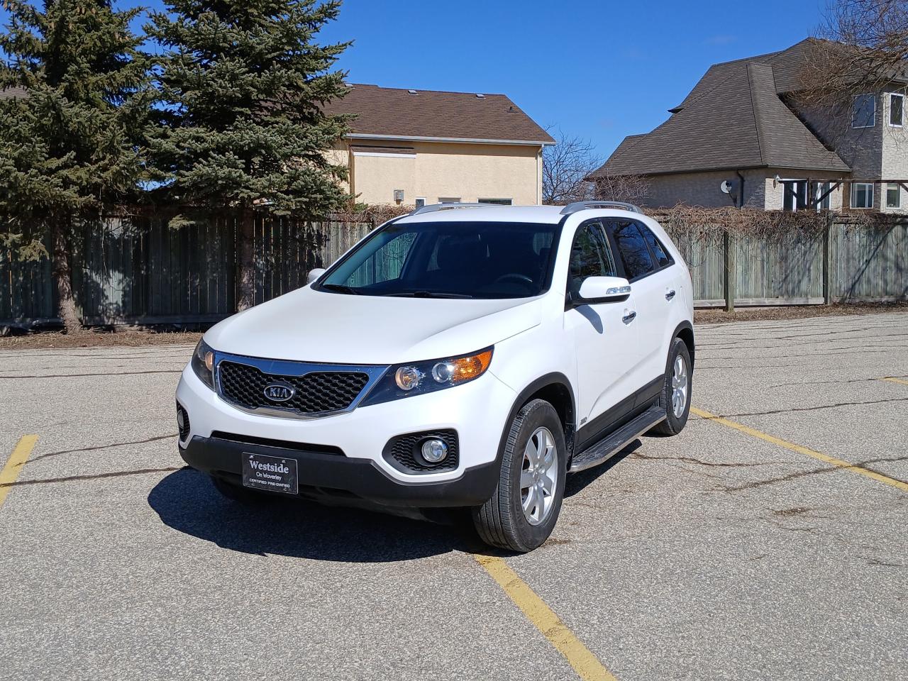 Used 2013 Kia Sorento LX for sale in Winnipeg, MB