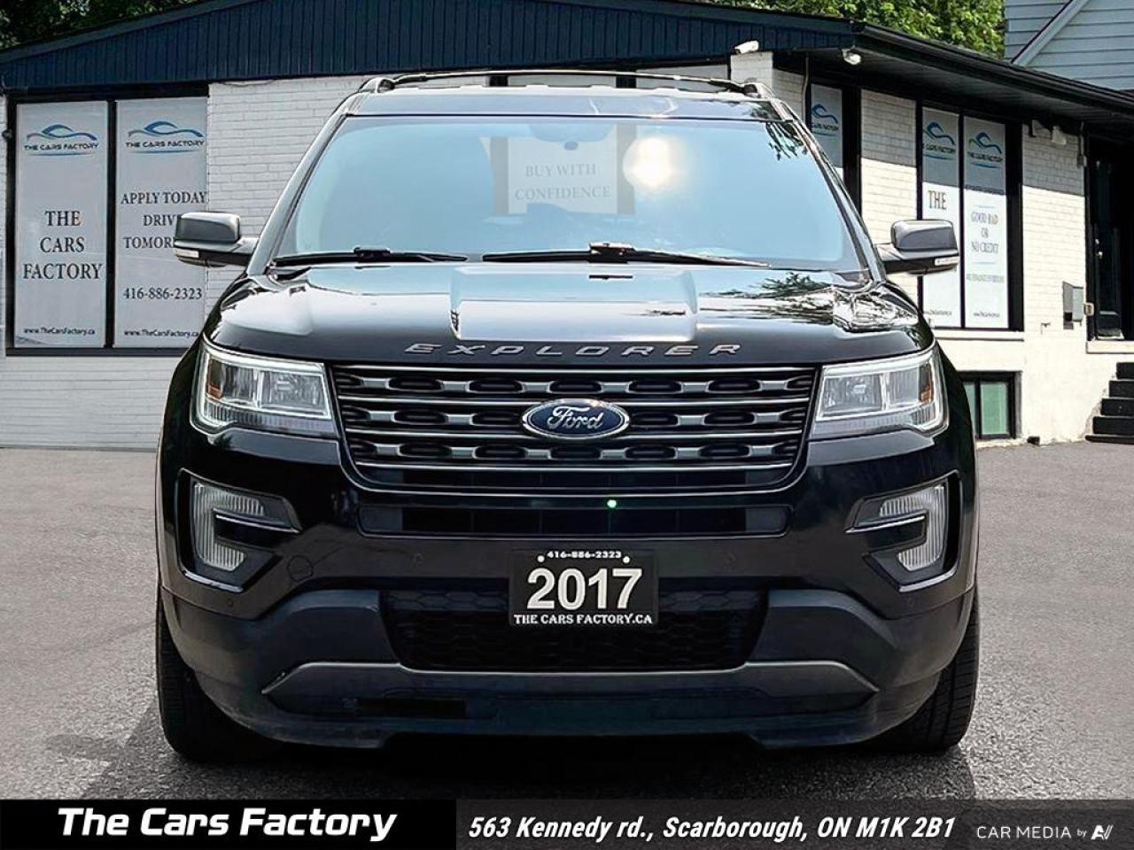 2017 Ford Explorer XLT 4WD Apple Carplay No Accident! - Photo #2