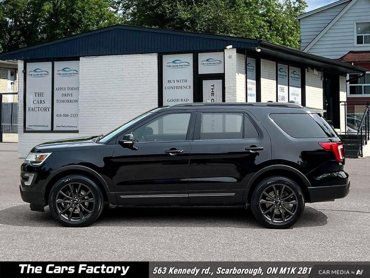 2017 Ford Explorer XLT 4WD Apple Carplay No Accident! - Photo #3