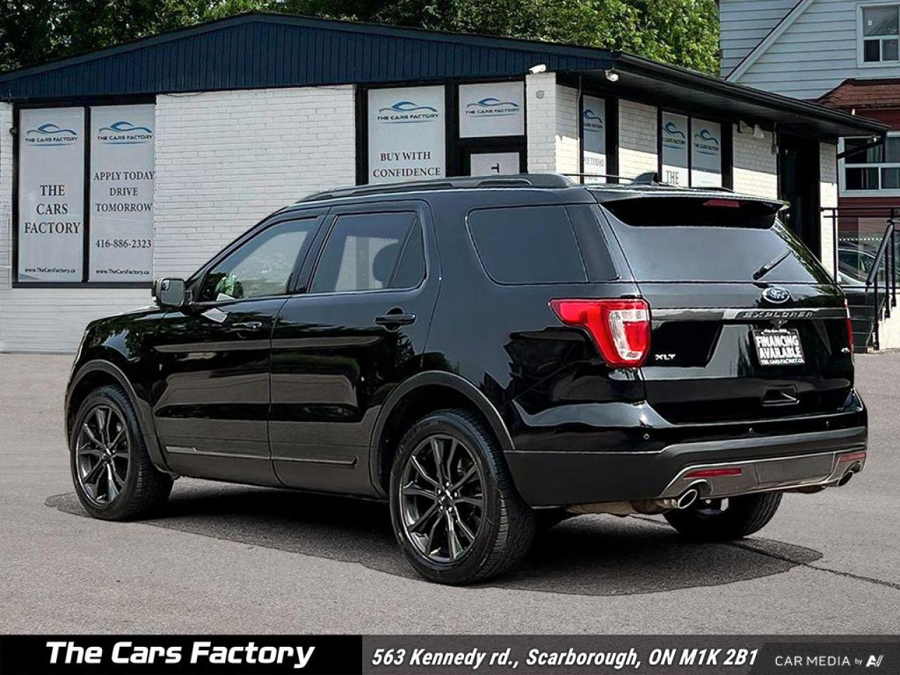 2017 Ford Explorer XLT 4WD Apple Carplay No Accident! - Photo #4