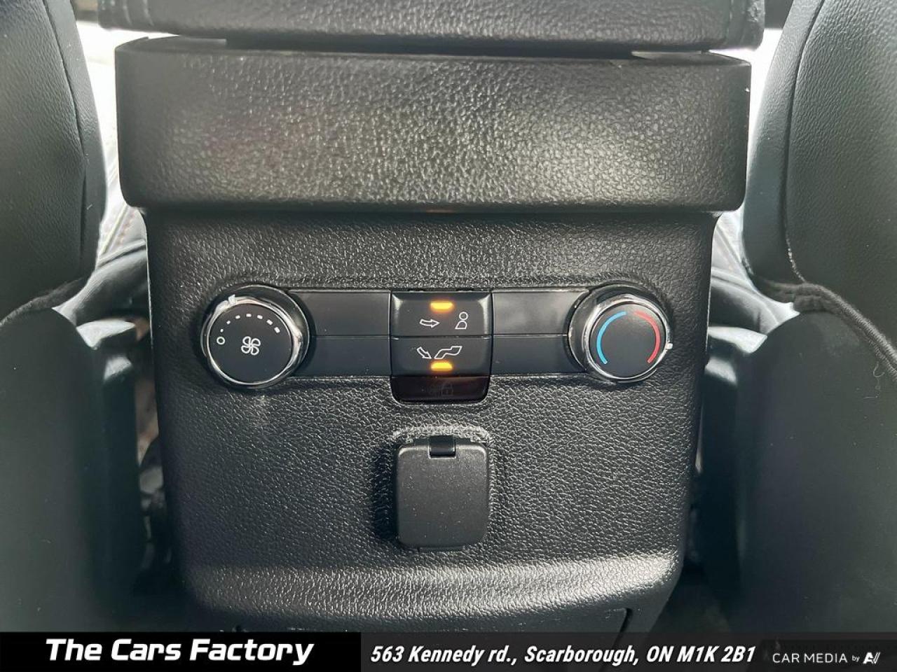 2017 Ford Explorer XLT 4WD Apple Carplay No Accident! - Photo #22