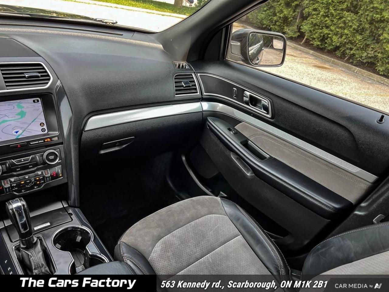 2017 Ford Explorer XLT 4WD Apple Carplay No Accident! - Photo #25