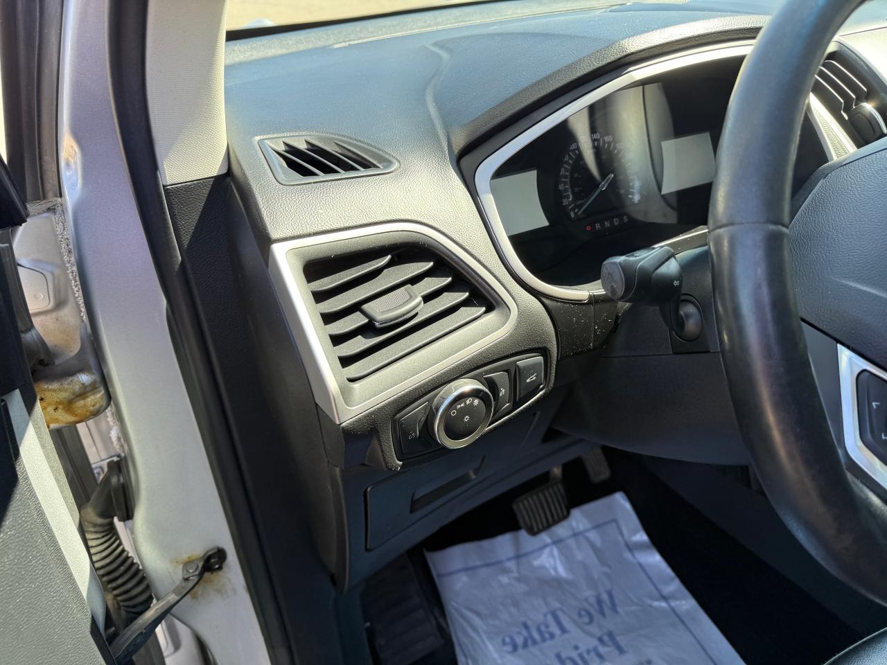 2016 Ford Edge SEL - Photo #14